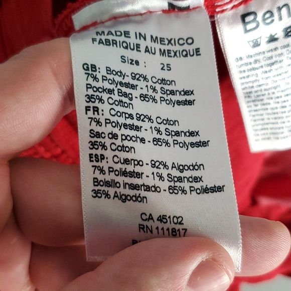 Reposhing this jeans as they are for real skinny legs. - Picture 7 of 7